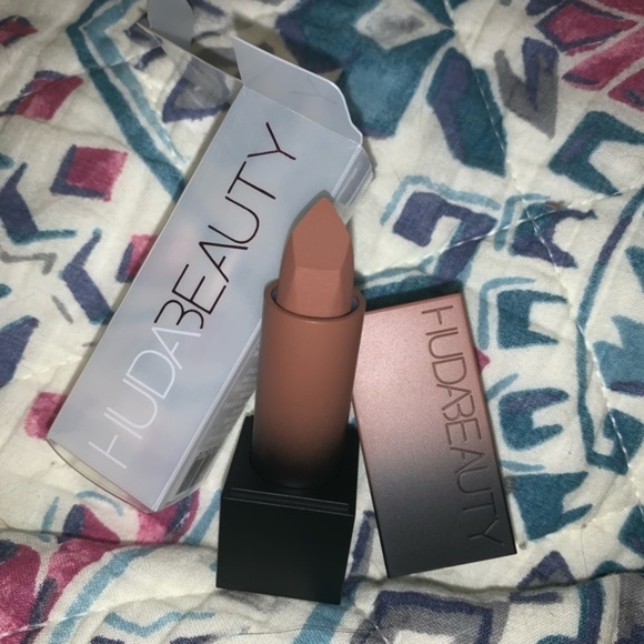 board meeting huda beauty